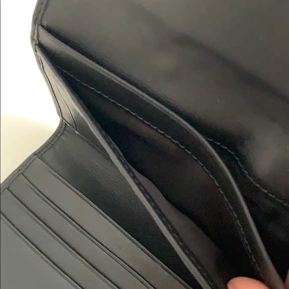 Coach Long Wallet/Billfold in Signature Canvas. - Picture 5 of 8